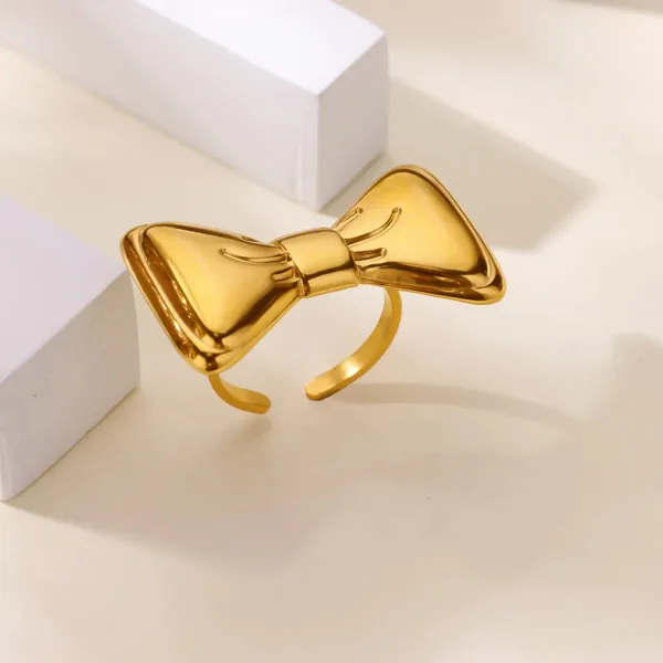 Gold_Chunky_Bow_Rings_For_Women